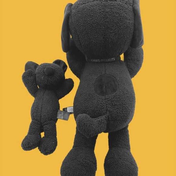 Peanuts x KAWS Snoopy RARE Fashion Plush (Set of 2) - Picture 2 of 3